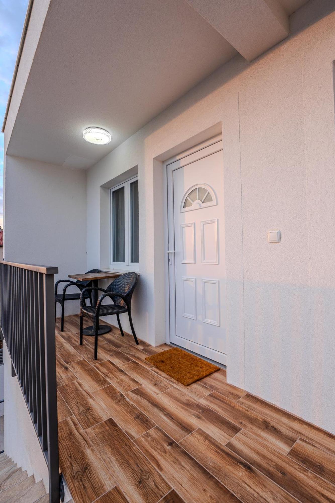 Villa Leny With Pool Sukošan Exterior foto
